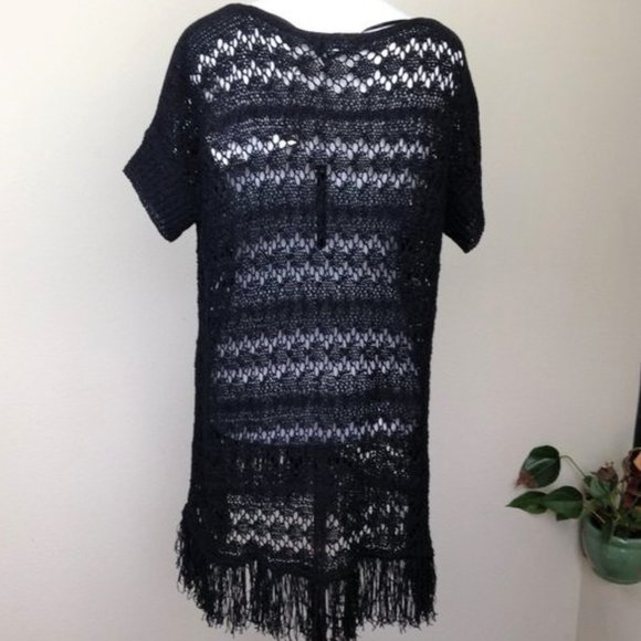 NWT BCBGMaxAzaria Blouse with Fringe Hem s - Picture 4 of 9